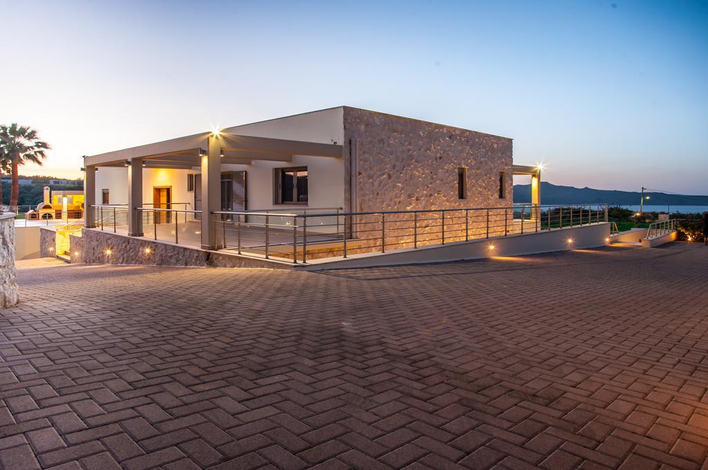 Villa Prigipessa Agia Marina Exterior foto